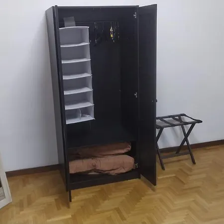 Casa Chiara - 11 Minuti Da Milano - 6 Minuti Da Policlinico San Donato Milanese Apartment *