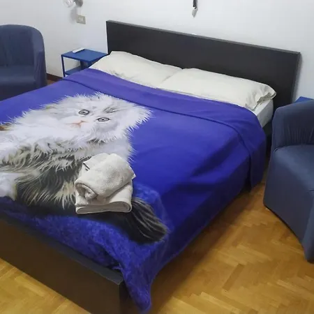 Apartment Casa Chiara - 11 Minuti Da Milano - 6 Minuti Da Policlinico San Donato Milanese San Giuliano Milanese
